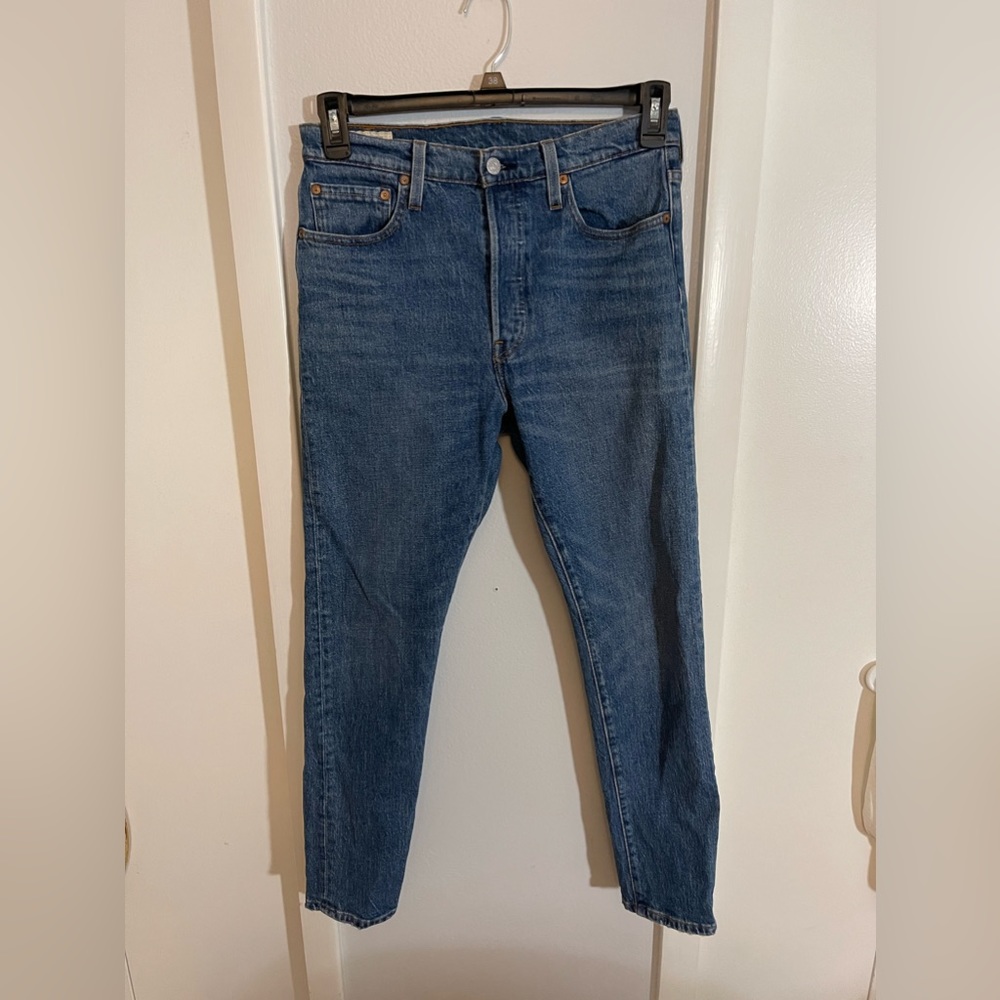 501 Levi high rise skinny leg , Button fly jeans